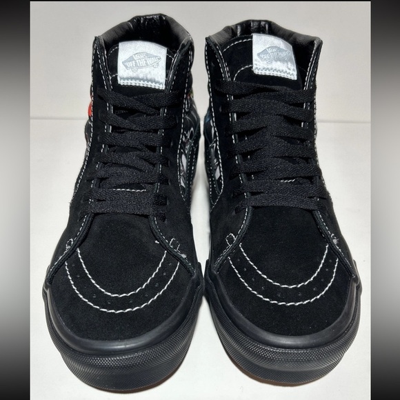 Vans Disney Sk8-Hi Villains Sneakers, Limited Edition- NWOB - Picture 3 of 10